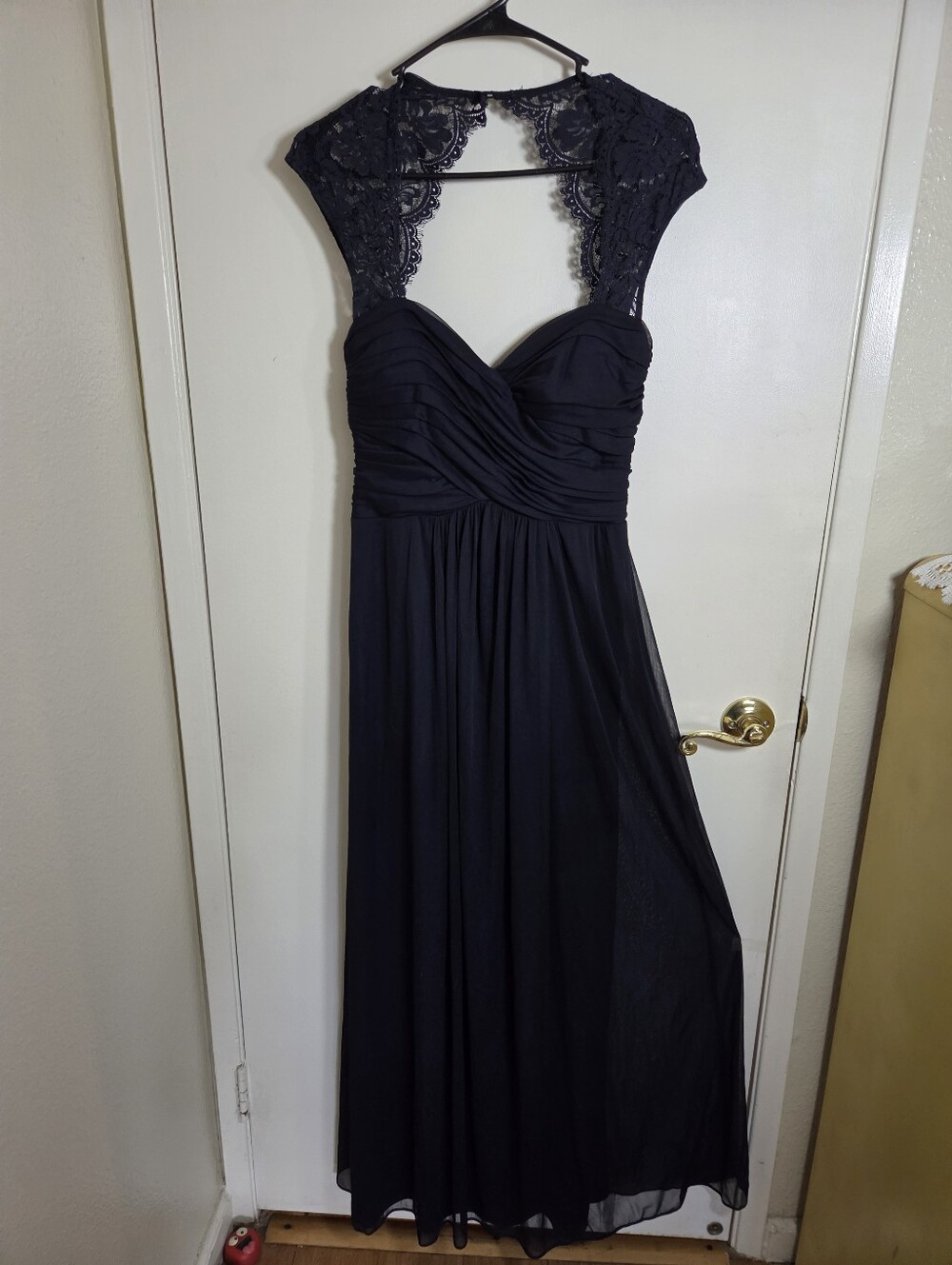 Xscape Navy Blue Chiffon Illusion Lace Cap Sleeve Ruched Gown 8 Prom Formal Gala